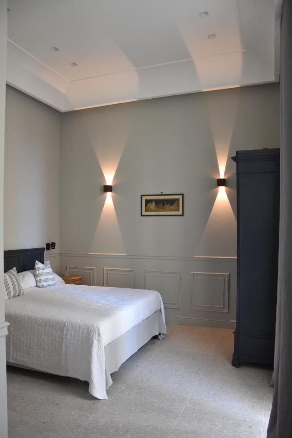Maccus Suite Неаполь Экстерьер фото