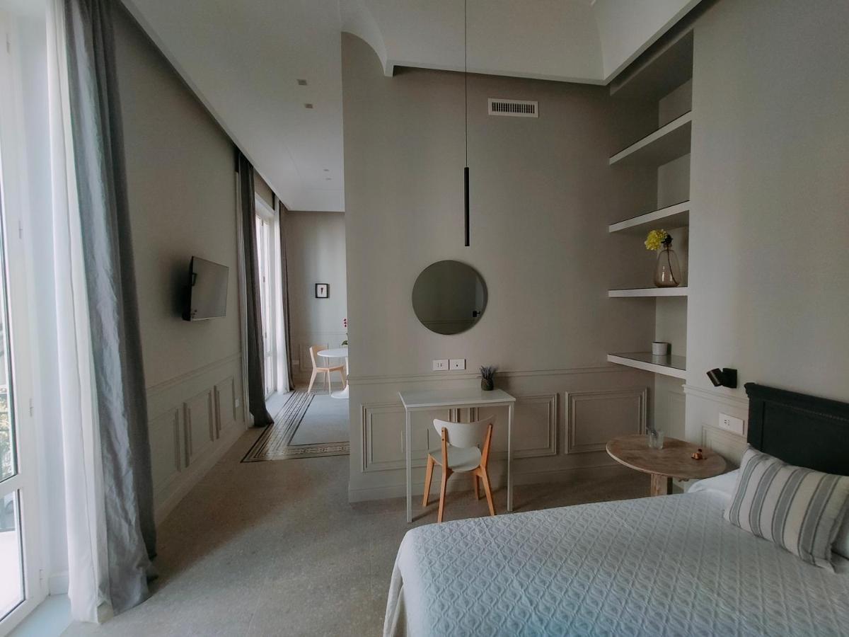 Maccus Suite Неаполь Экстерьер фото