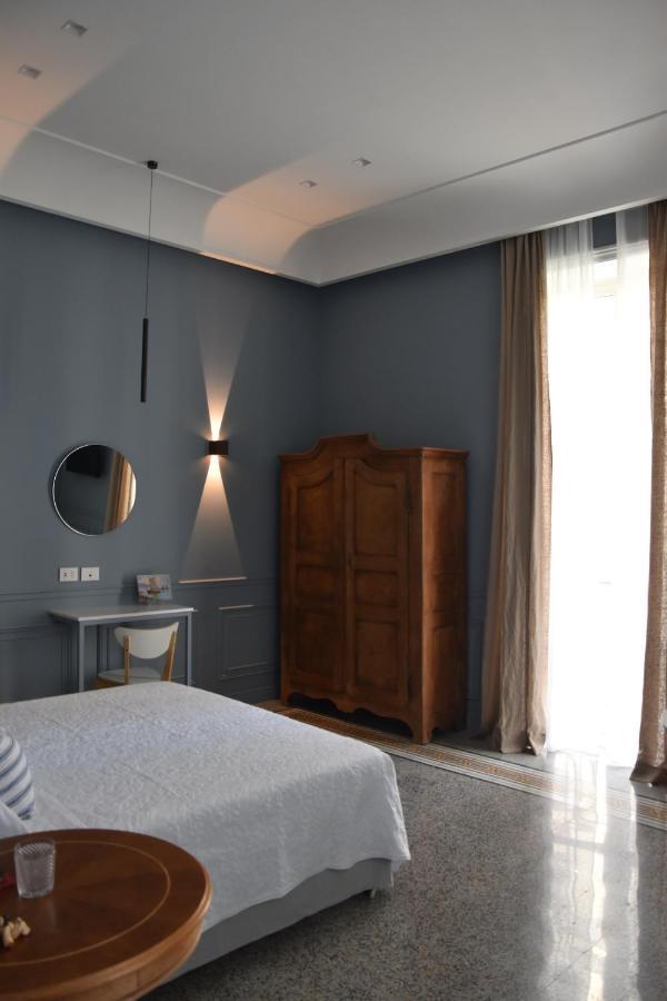 Maccus Suite Неаполь Экстерьер фото