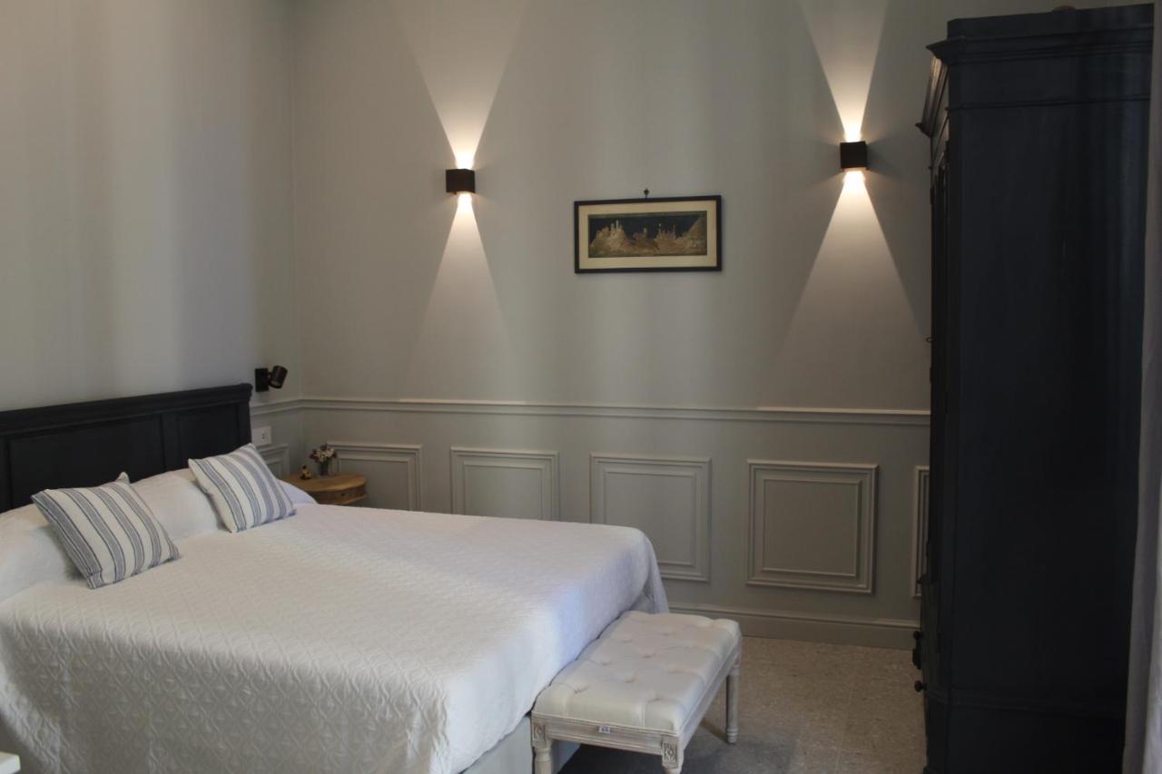 Maccus Suite Неаполь Экстерьер фото