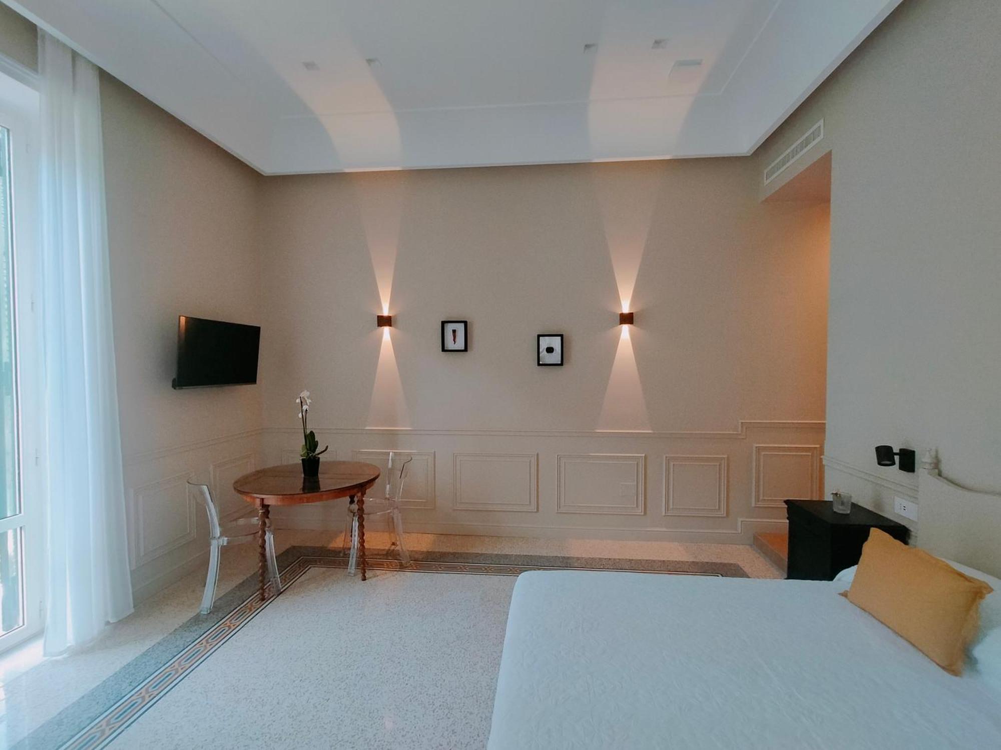 Maccus Suite Неаполь Экстерьер фото